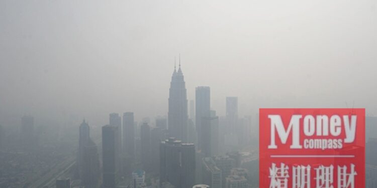 烟霾不只影响健康！太阳能发电曾跌17.8%，航空旅游也受冲击