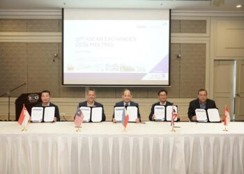 ASEAN  EXCHANGES COMMIT  TO ADVANCE  ASEAN  AS  AN  ATTRACTIVE  REGION  AT  THE  37TH  ASEAN  EXCHANGES  CEOS  MEETING  HOSTED  BY  BURSA  MALAYSIA
