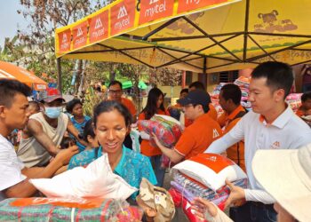 A Sole Mobile Operator’s Race to Reconnect Myanmar After Earthquake