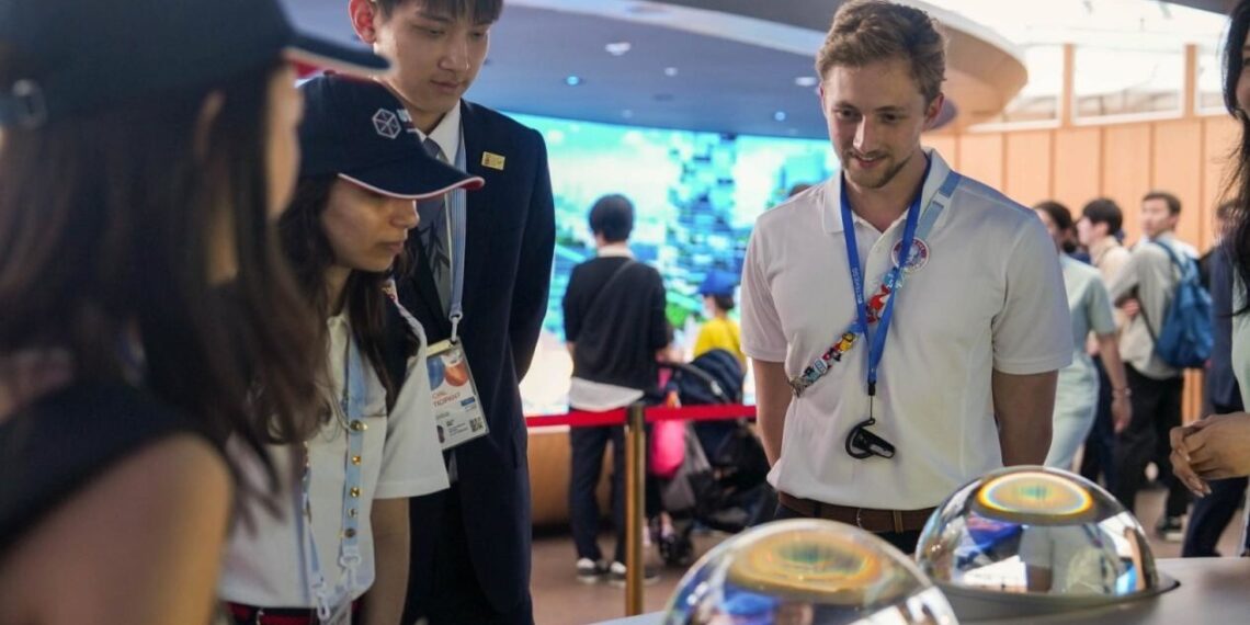 China Pavilion Wows Visitors at Osaka Expo