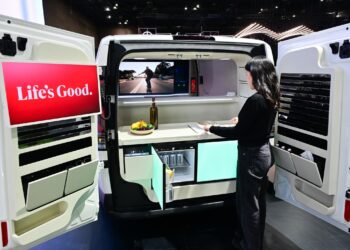 LG PARTNERS WITH KIA TO PRESENT AI-POWERED MOBILITY SPACE SOLUTIONS