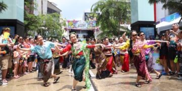 Unlocking Thailand’s Festival Potential: Boosting Tourism through Songkran and Loy Krathong