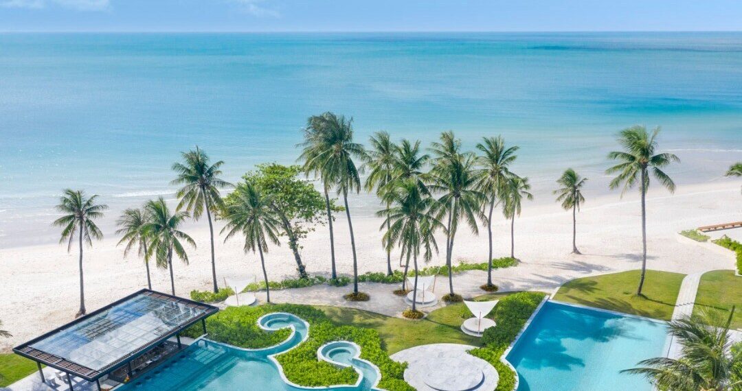 Earth Day Every Day: 5 Eco-Conscious Hotels That Maximise Comfort, Minimise Footprints