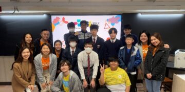 FWD Hong Kong forms partnerships to launch “Talk2Me Peer Supporter Training Certificate Programme” and “JA SparktheDream Wellness Workshop” to promote youth mental health