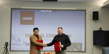 102MW! LONGi signs supply agreement with Finnish energy company for Hi-MO X10 back contact modules