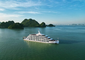 Pioneering a New Era: BestPrice Travel Drives the Evolution of Halong Bay Cruises to Meet World-Class Standards