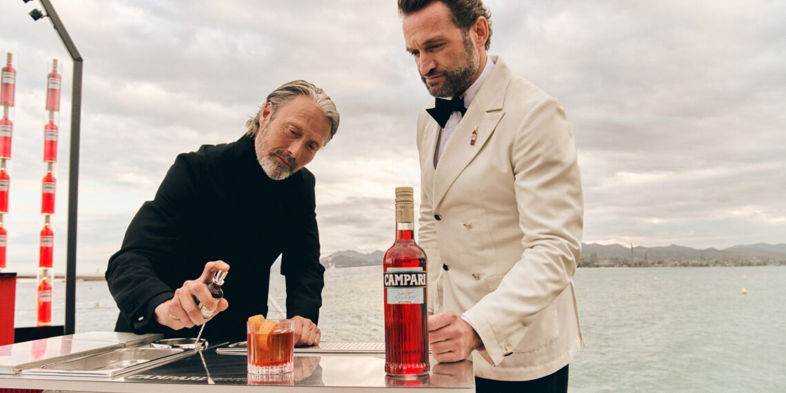 CAMPARI’S STAR-STUDDED EVENT AT CANNES FILM FESTIVAL DEBUTS MADS MIKKELSEN’S SIGNATURE TWIST ON THE NEGRONI
