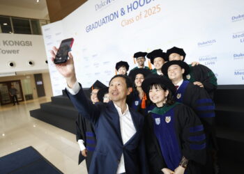 Duke-NUS celebrates 20 years of medical innovation with largest ever graduating class