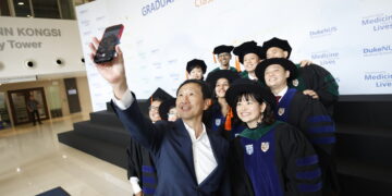 Duke-NUS celebrates 20 years of medical innovation with largest ever graduating class