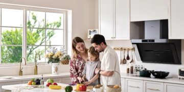 CleaDeep Addresses Kitchen Oil Fume and Harmful Pollutants Issue with Product Powered by Industrial-Grade IQV Technology