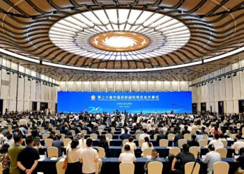 The 20th Western China International Fair opens, drawing over 3,000 enterprises