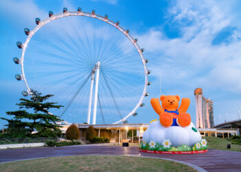 Wiggle Wiggle in the Sky – World’s First Wiggle Wiggle-Themed Observation Wheel Experience Lands at the Singapore Flyer