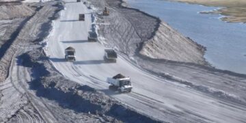 World’s First! 100 Autonomous, All-Electric Mining Trucks Officially Begin Operations at Huaneng Yimin Mine