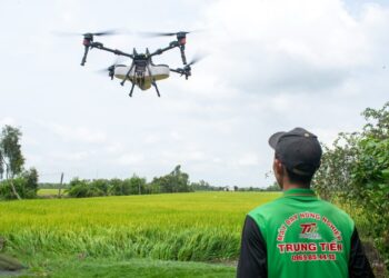 Vietnam’s Young Farmers Fly High with XAG Agricultural Drones