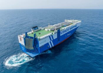 China’s Largest PV+LNG Powered Car Carrier Sets Sail on Its Maiden Voyage with LONGi Solar Modules