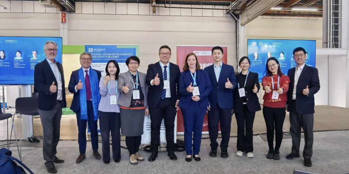 Yili’s Breast Milk Innovations Recognized at ESPGHAN 2025