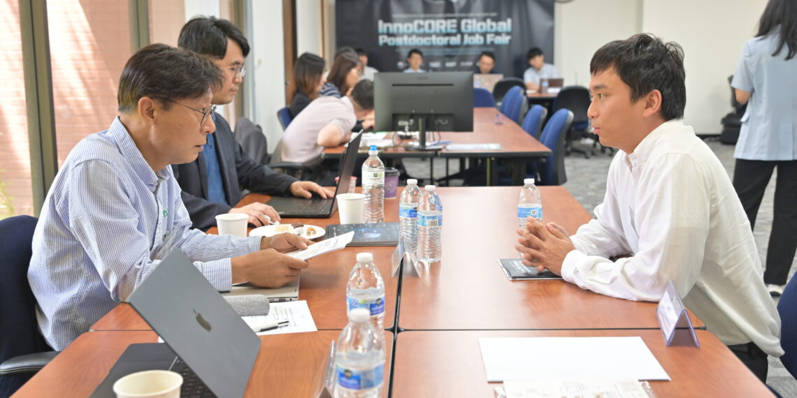Korea’s InnoCORE Attracts Top Global Postdocs Through U.S. Job Fairs