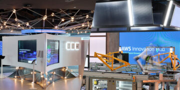 AWS Launches Innovation Hub to Supercharge Cloud and AI Innovation in Asia Pacific