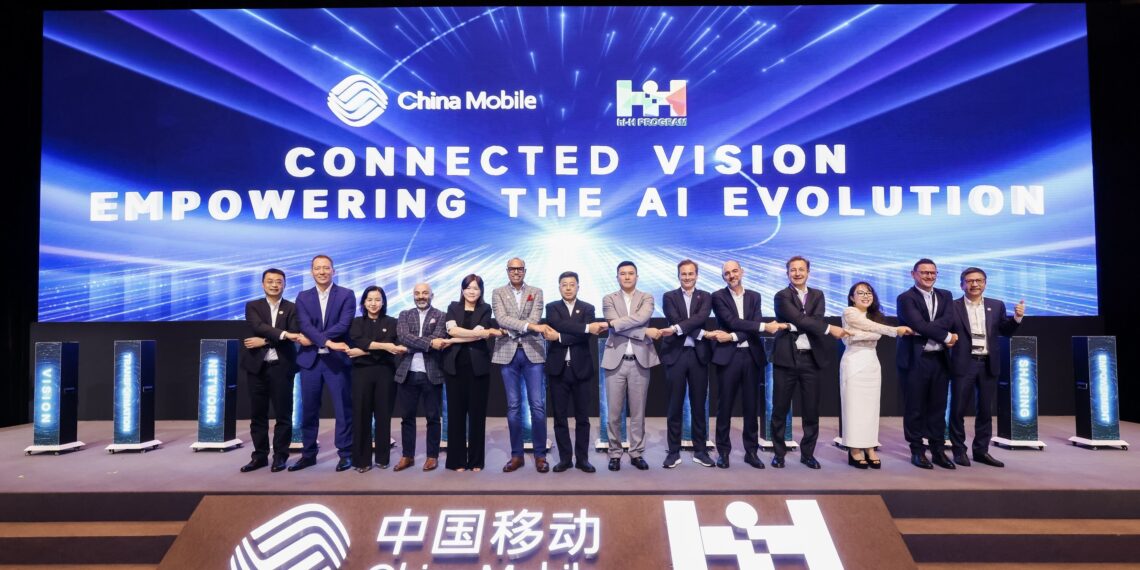 China Mobile and Global Partners Explore New Opportunities in the AI+ Era at Hand-in-Hand Executive Conference