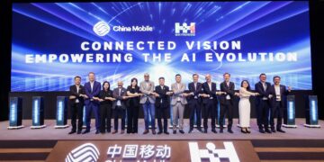 China Mobile and Global Partners Explore New Opportunities in the AI+ Era at Hand-in-Hand Executive Conference