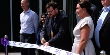 DXC Opens Farnborough Office, Launches Aerospace and Defense Hub in the UK