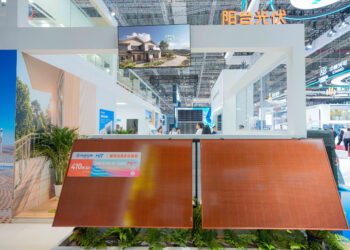 HJT Everywhere: Huasun Demonstrates Flexible PV Integration from Balconies to Electric Vehicles at SNEC 2025