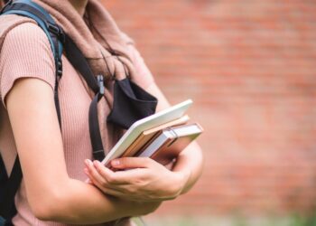 Tutors International Helps Chinese Students Affected by US Visa Policy Rethink Their Academic Futures