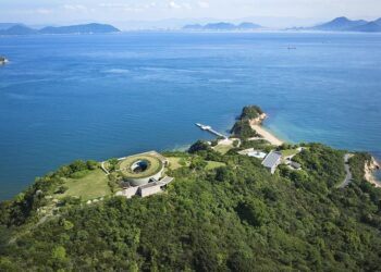 Setouchi Triennale 2025: A Vital and Vibrant Festival of Art