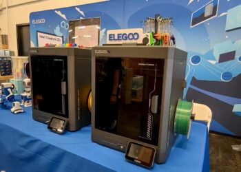 Open Sauce’s Eye-catching Creations? Meet Elegoo’s AI Robots, Glowing Cosplay Wings, and More, All 3D Printed