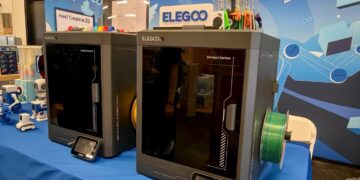 Open Sauce’s Eye-catching Creations? Meet Elegoo’s AI Robots, Glowing Cosplay Wings, and More, All 3D Printed