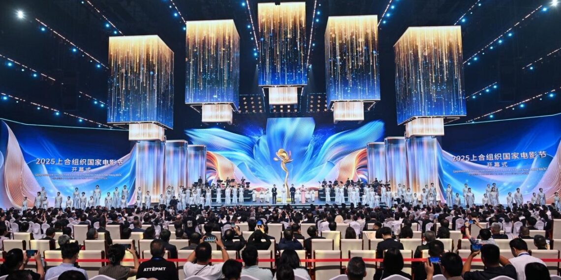 China’s Screen Lights Up for the World as 2025 SCO Film Festival Kicks off in Chongqing