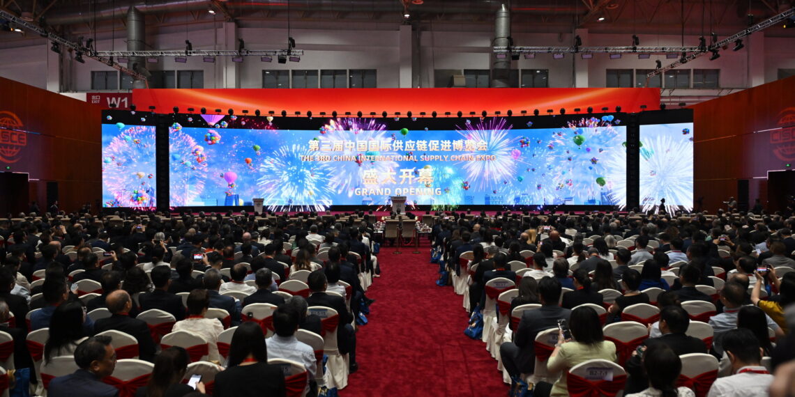 Third China International Supply Chain Expo Opens in Beijing