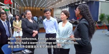 Beijing Review: Chinese and U.S. youth explore the charm of Beijing’s history and modernity