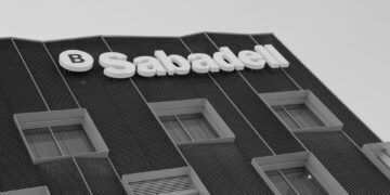 Banco Sabadell Selects DXC to Advance Financial Inclusion through AI-Powered Accessibility Testing