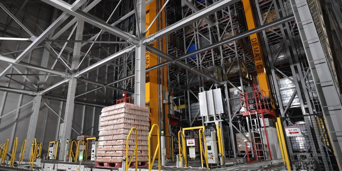 SOUTH KOREA’S FIRST FULLY AUTOMATED MULTI-PRODUCT ORDER FULFILMENT DISTRIBUTION CENTRE FOR LOTTE CHILSUNG