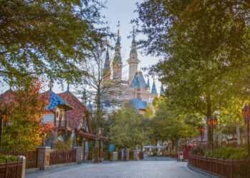 Shanghai Disney Resort Welcomes a Golden Autumn With All Things Duffy and Friends, a Wicked-Fun Halloween, and Holiday Celebrations