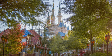 Shanghai Disney Resort Welcomes a Golden Autumn With All Things Duffy and Friends, a Wicked-Fun Halloween, and Holiday Celebrations