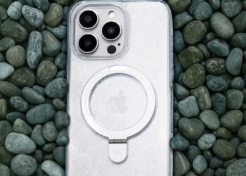 CASEKOO: The Green Phone Case Gone Bold