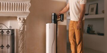 Meet the Roborock H60 Hub Ultra: Cordless Cleaning with Auto-Empty Ease
