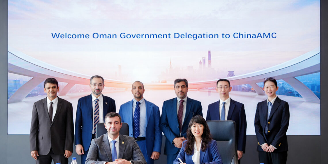ChinaAMC signs MOU with Oman Government Delegation