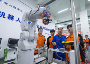 Dreams initiative empowers workers’ education