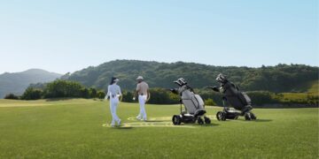NAVEE Birdie 3X: Electric Golf Push Cart That Follows You Seamlessly on the Course