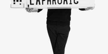 LAPHROAIG® SINGLE MALT SCOTCH WHISKY AND WILLEM DAFOE UNITE TO CELEBRATE BOLD SPIRIT
