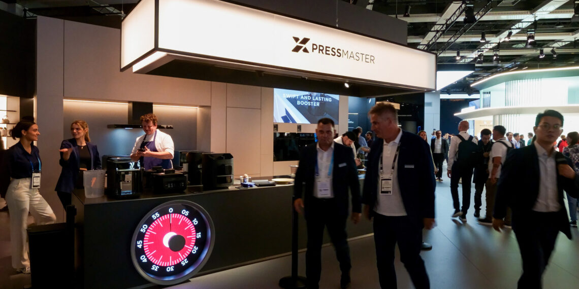 Midea XPRESS MASTER Kitchen Revolutionizes Cooking Routines at IFA 2025