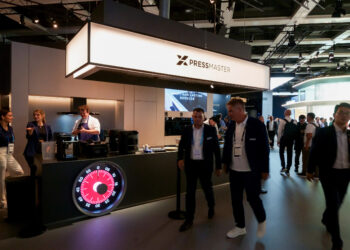 Midea XPRESS MASTER Kitchen Revolutionizes Cooking Routines at IFA 2025