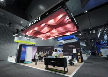 ATMOCE Enters Australia with Advanced Solar Power Generator Solutions