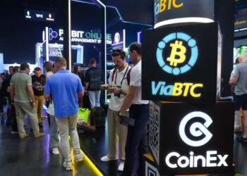 ViaBTC Showcases Enhanced Crypto Loan Service at Blockchain Life 2025