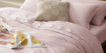 Double Stitch by Bedsure Celebrates Black Friday & Cyber Monday with Award-Winning Comfort