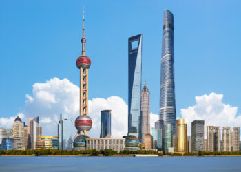 Shanghai strengthens role as magnet for global investment