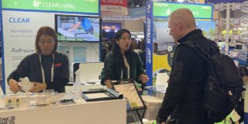 CLEARCHANG Unveils “Rebreeze” at CES 2025 — Redefining Indoor Air Standards with a Smart Window-Mounted Air Purifier